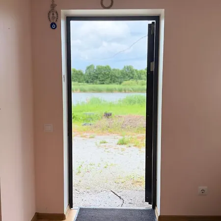 Dom wakacyjny Monica House Kudrukuela